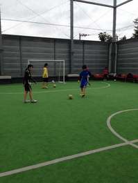 『厳しく、激しく、一生懸命』～フットサル同好会～