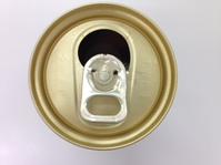 缶コーヒーの孔