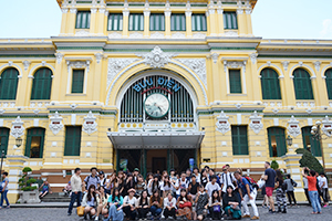 schooltrip_top.jpg