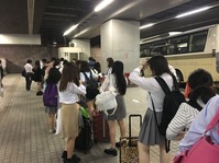 スクーリング出発