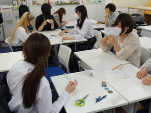 貿易ゲームで学ぶ世界の状況【ルネサンス高校通学コース】
