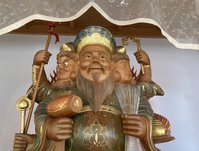 もみじ舞散る慈雲寺の三面大黒天さま　ご利益ご利益　(^▽^)/