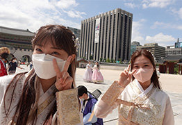 【K-POPキャンプ】韓服を着てキョンボックンへ！