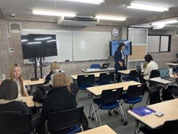 【新宿代々木通学コース】社会人講話で将来を体験！理容美容と最新AIに触れる一日