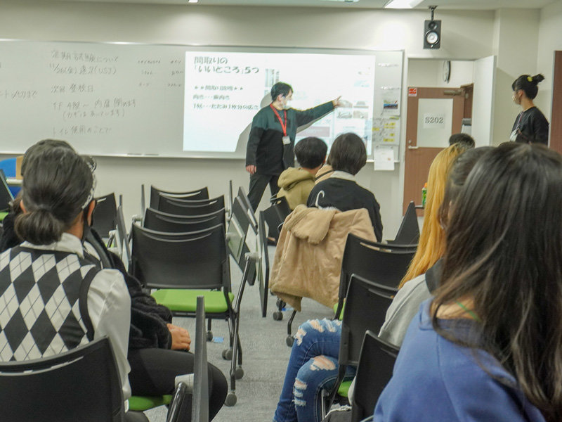 プレスクールの様子