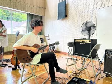 軽音　とおた.jpg