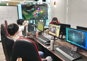 ルネ高生の過ごし方【eスポーツコース】