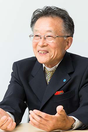 犬塚校長