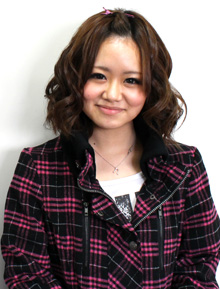 篠田 理沙さん