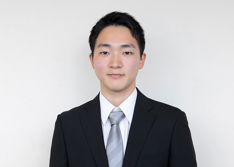 太田　輝