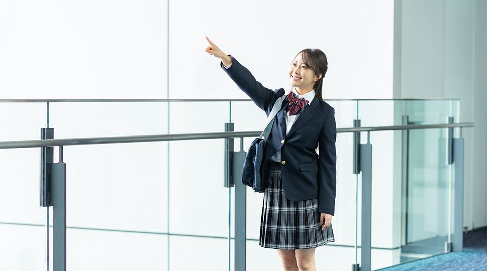 【徹底解説】編入と転入の違いは？定義・手続き・メリットを比較