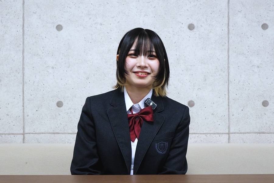 「早く大人になりたかった」。美容コース RuneBiで学ぶメイクと、自由な高校生活