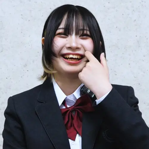 「早く大人になりたかった」。美容コース RuneBiで学ぶメイクと、自由な高校生活