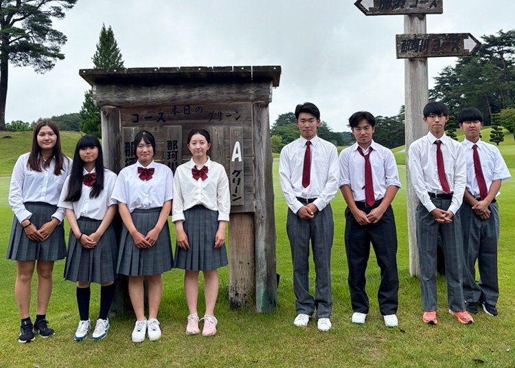 ルネサンス高等学校 ゴルフ部