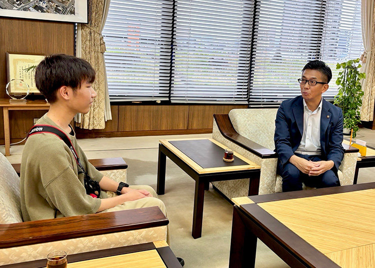 吉村さんと伊藤徳宇市長