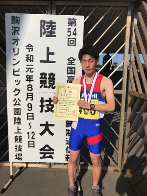 陸上部の原田登生くんが全国大会で金・銀の大活躍！