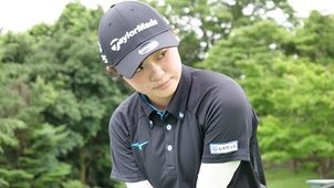 プロゴルフツアーに在校生男女2名出場！