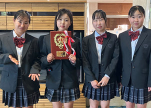 「大阪府高等学校ゴルフ選手権」で菊田さんが優勝