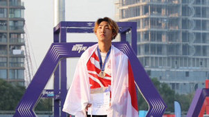 橋本勇希さん、ドローンレース世界選手権「2024 FAI World Drone Racing Championship」で二冠達成